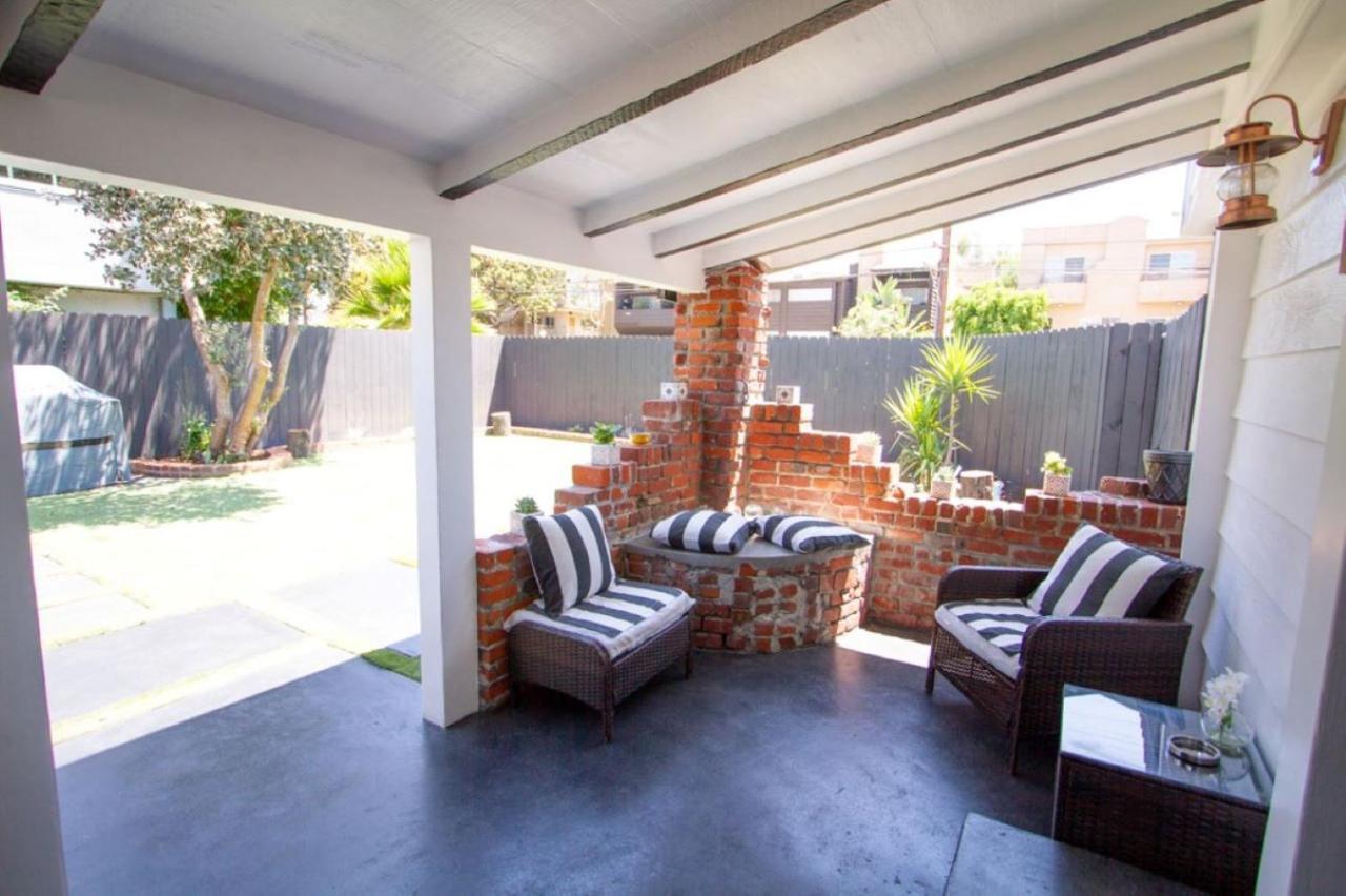 Dreamy Farmhouse In Studio City Лос-Анджелес Экстерьер фото